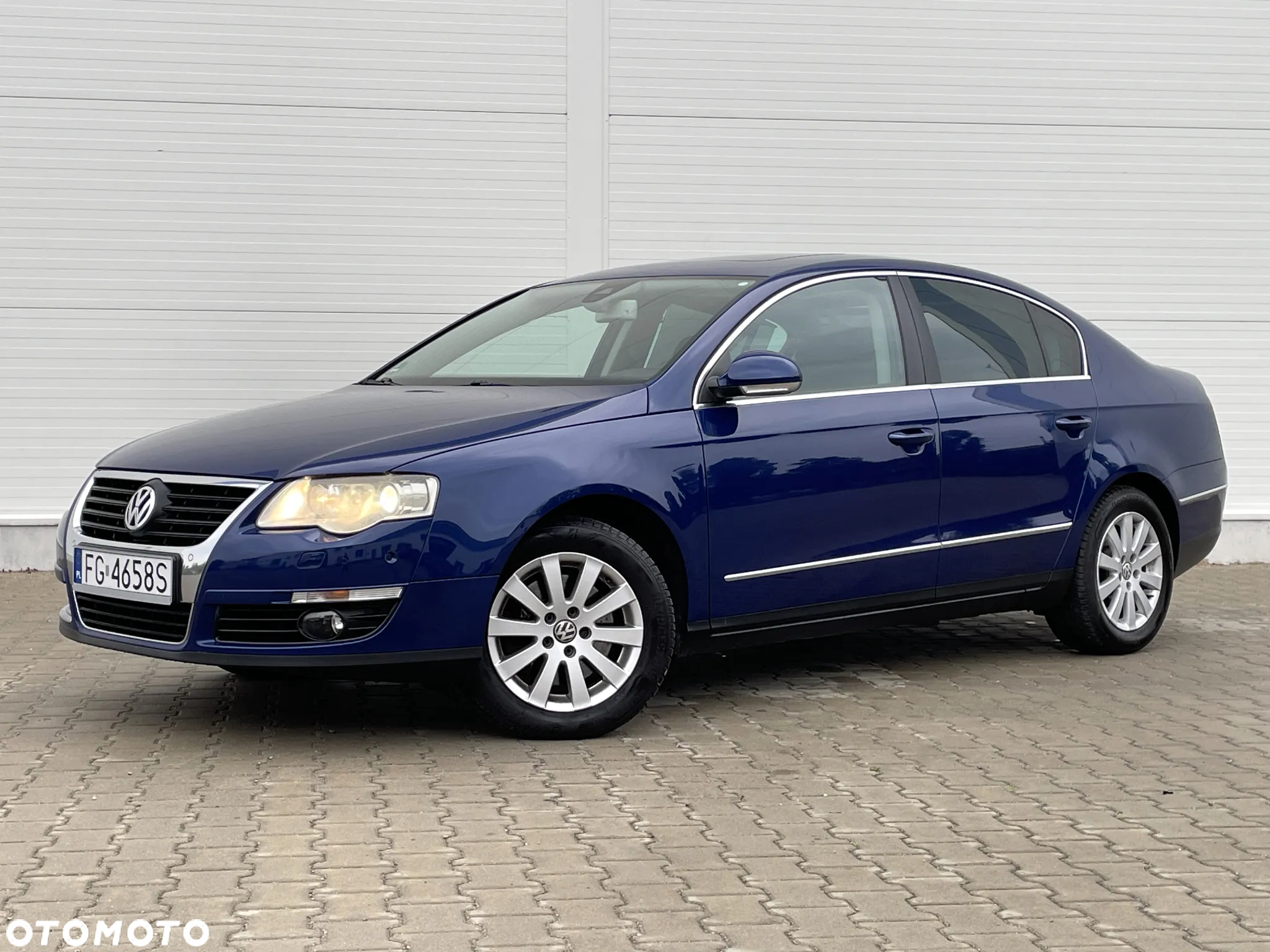 Volkswagen Passat 2.0 TSI Highline - 4