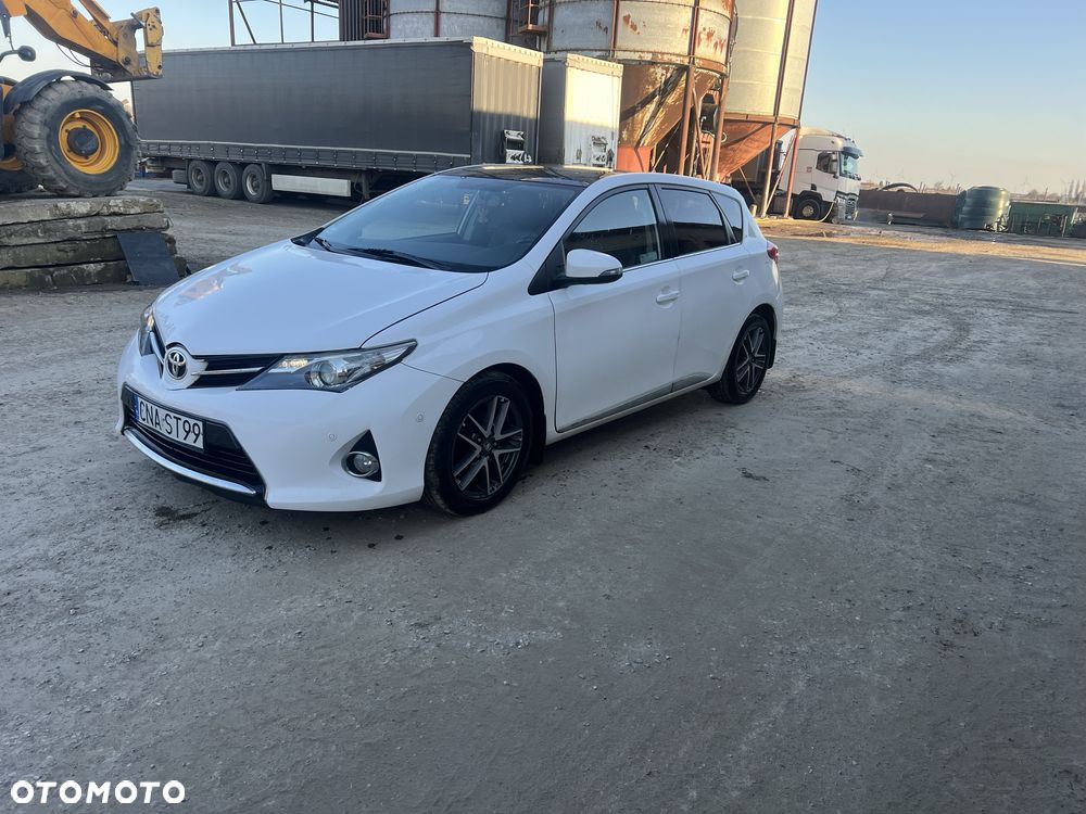 Toyota Auris - 2