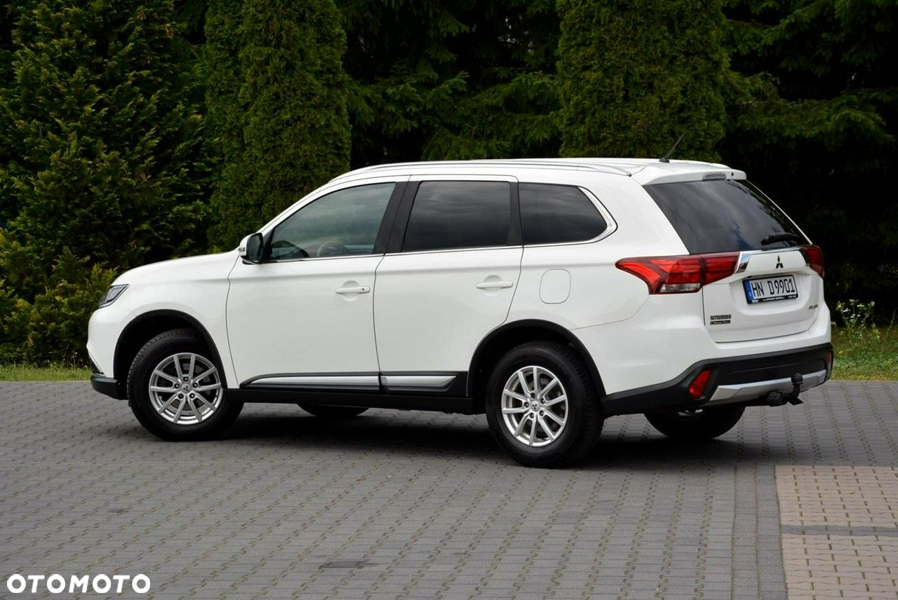 Mitsubishi Outlander 2.0 2WD Edition 100 - 5