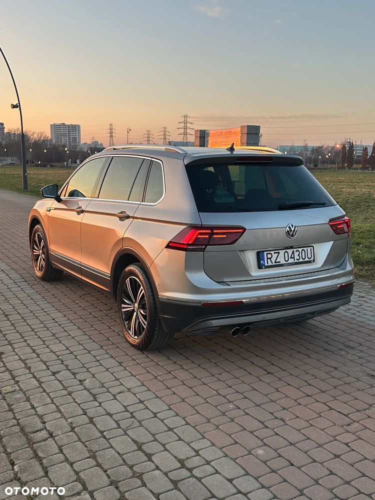 Volkswagen Tiguan - 10