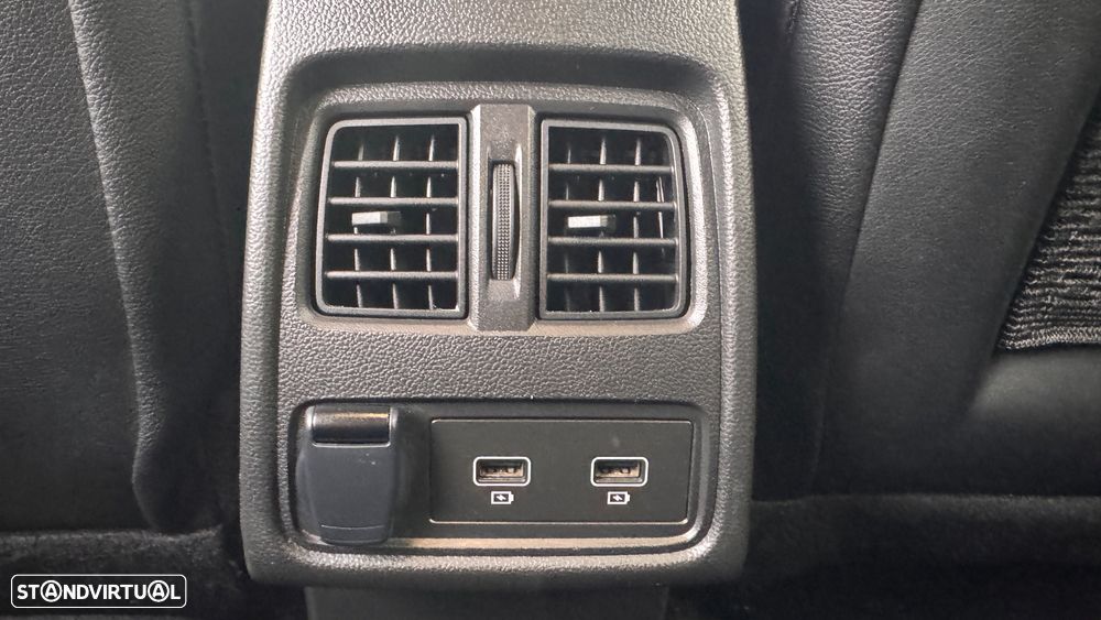 Renault Captur 1.0 TCe Techno Bi-Fuel - 23