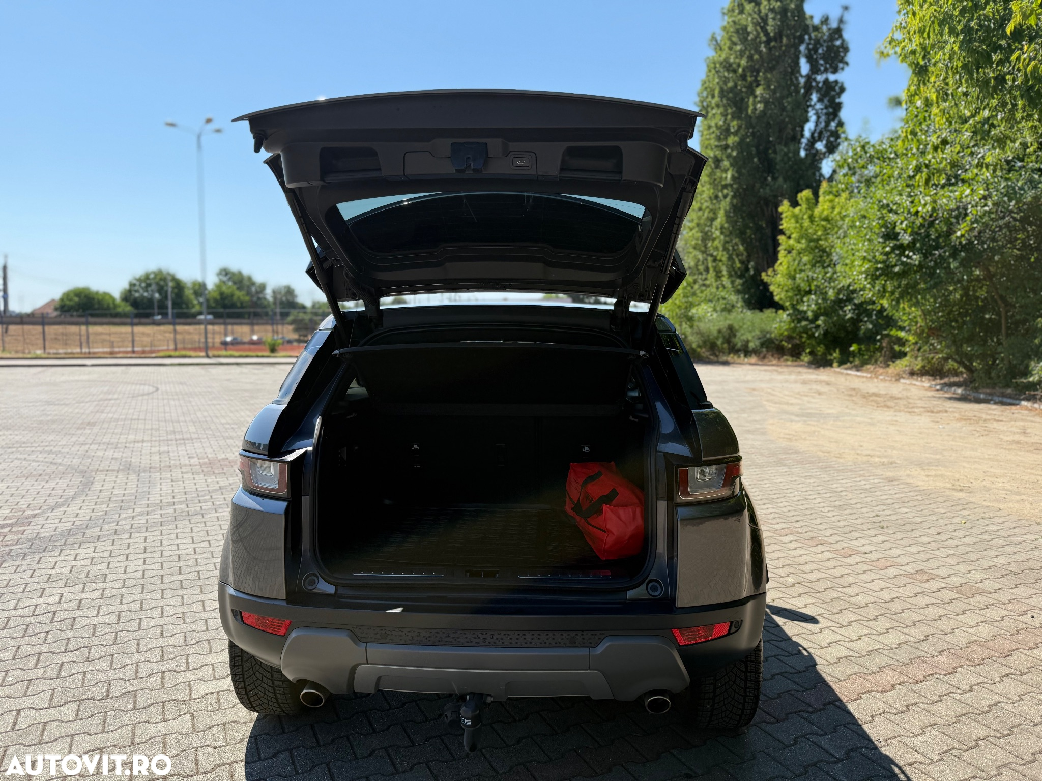 Land Rover Range Rover Evoque - 13