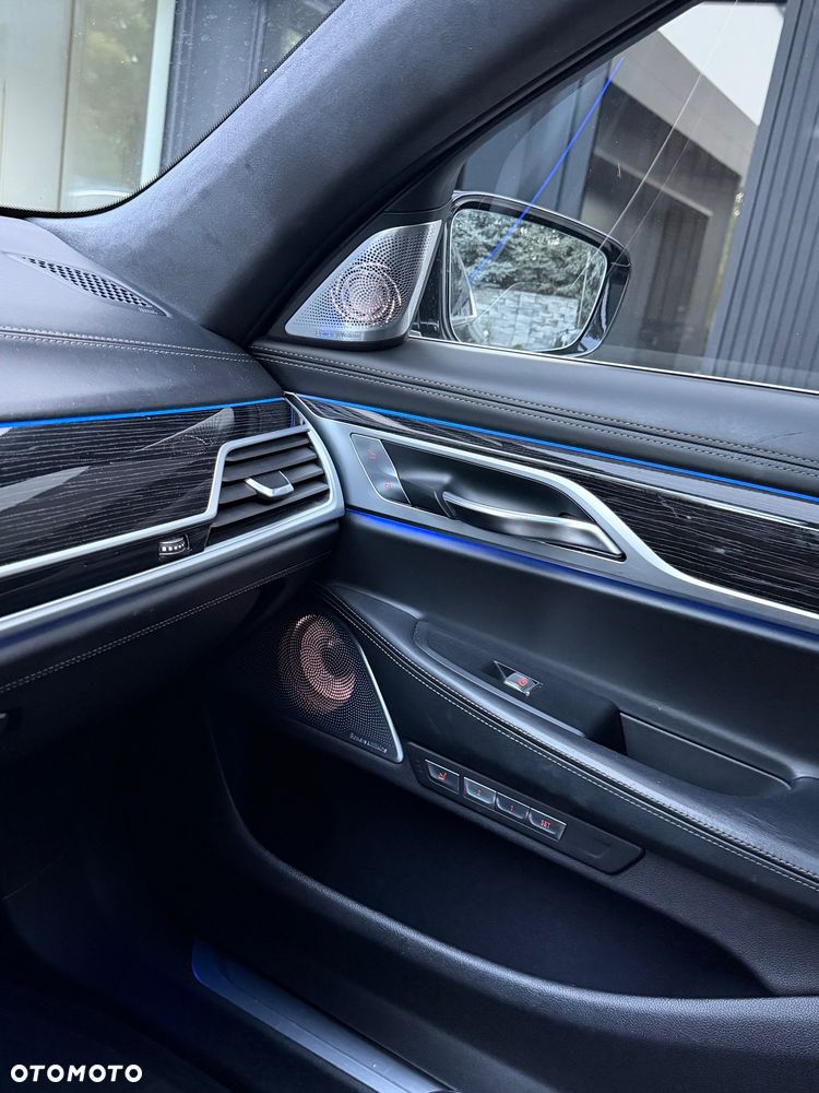 BMW Seria 7 750d xDrive - 7