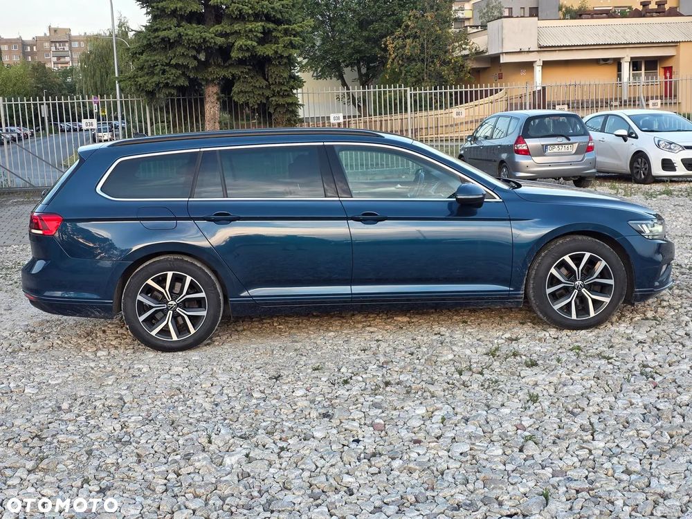 Volkswagen Passat Variant 2.0 TDI EVO Business DSG - 10