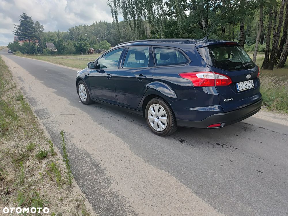 Ford Focus SW - 10