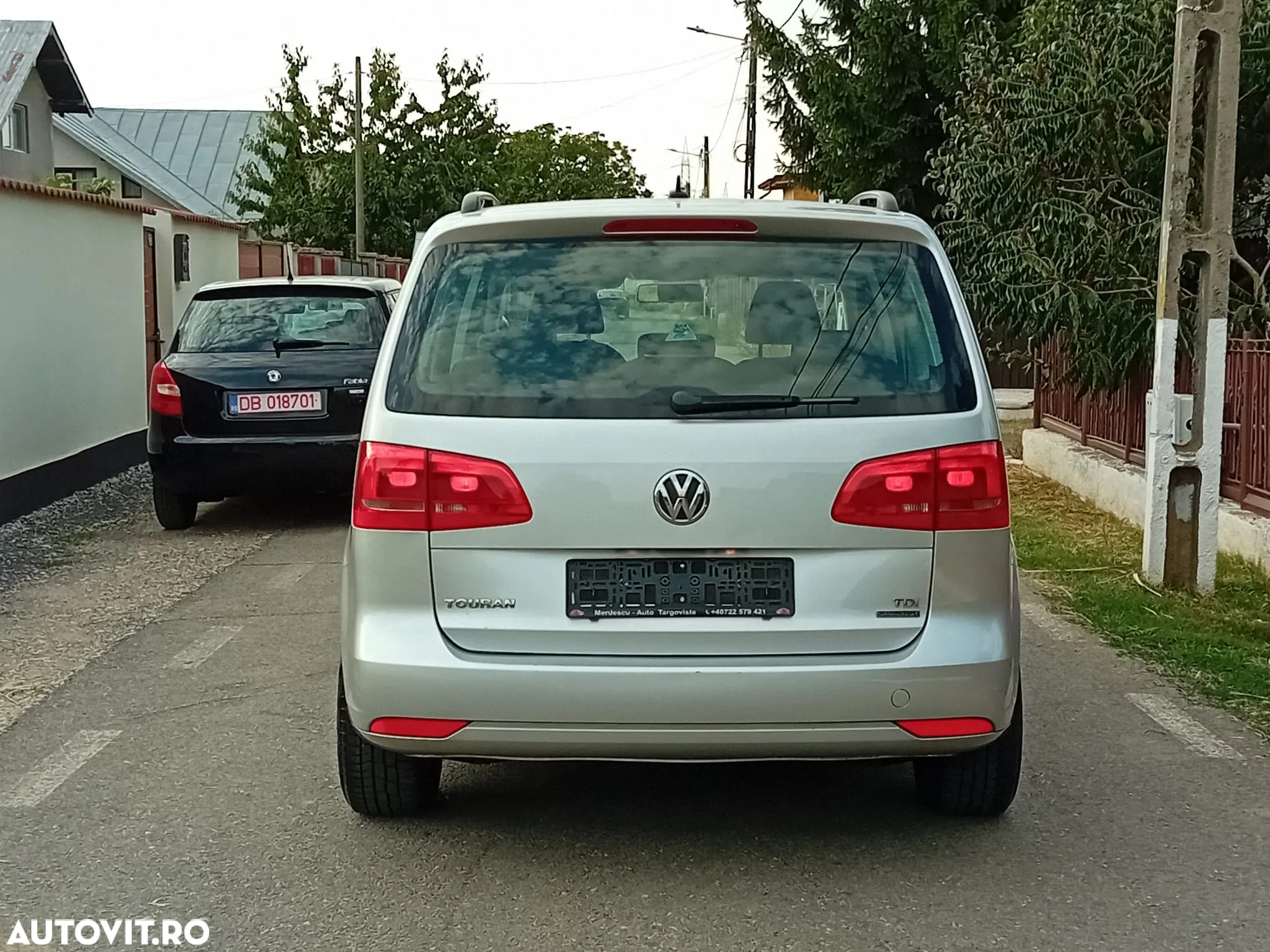 Volkswagen Touran 1.6 TDI DPF BlueMotion Technology DSG Comfortline - 5