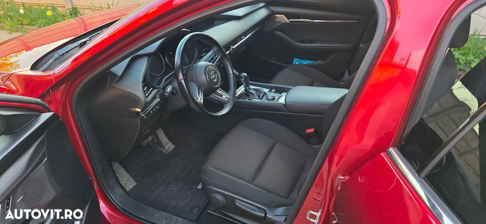 Mazda 3 e-Skyactiv G122 AT MHEV Plus - 12