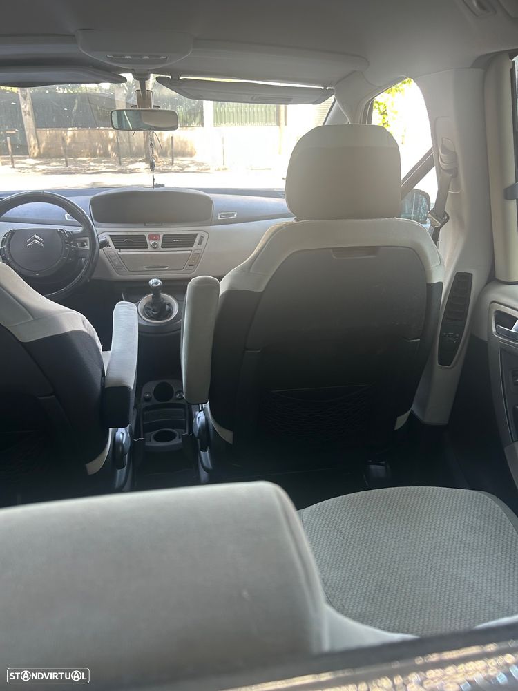 Citroën C4 Picasso 1.6 HDi - 16