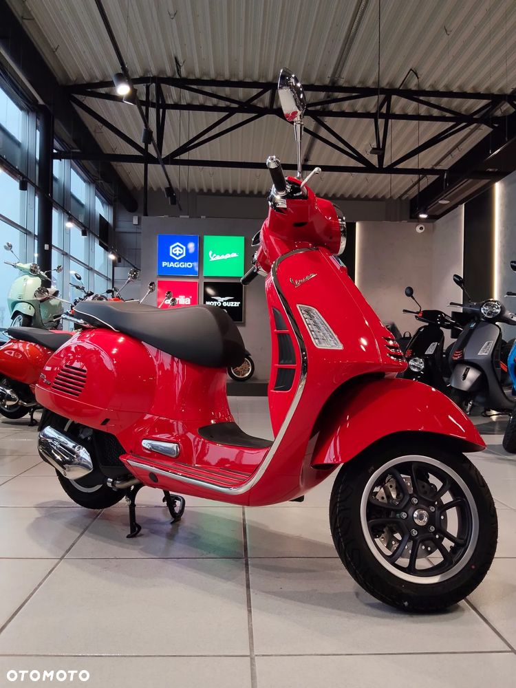 Vespa GTS - 2