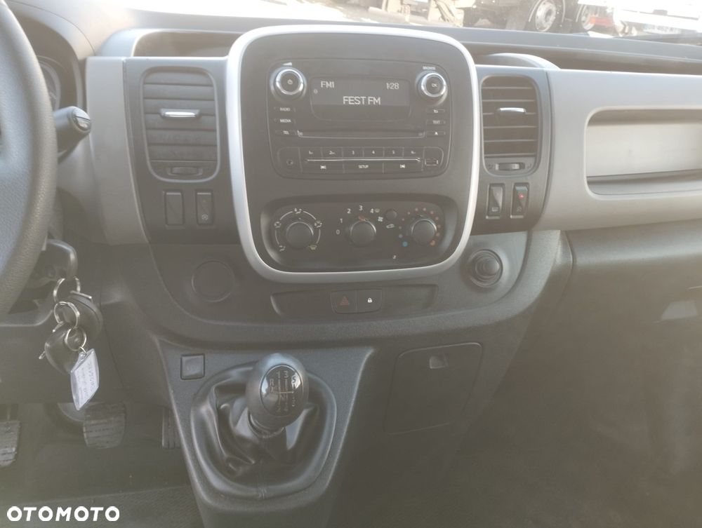 Renault Trafic Chłodnia 125KM 2 zasilania chłodni - 16