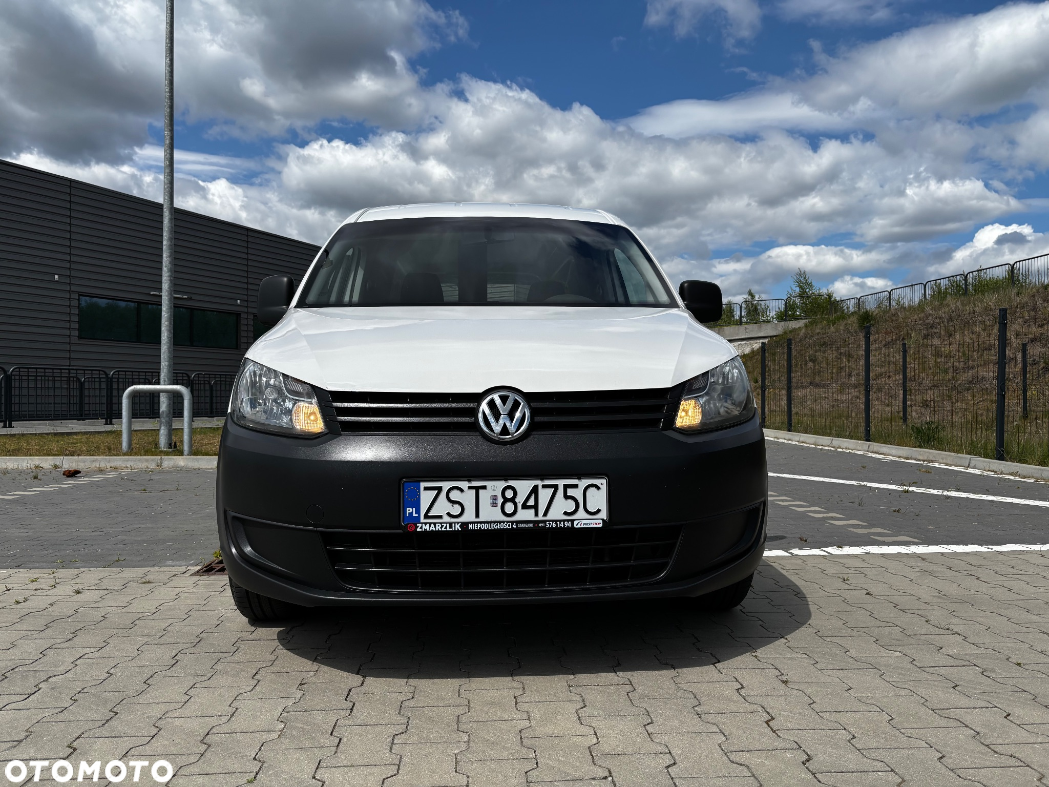 Volkswagen Caddy - 3