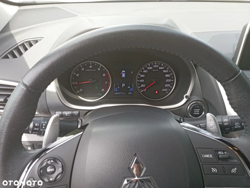 Mitsubishi Eclipse Cross 1.5 T GPF Intense Plus CVT - 13