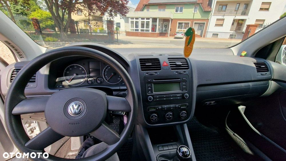 Volkswagen Golf - 14