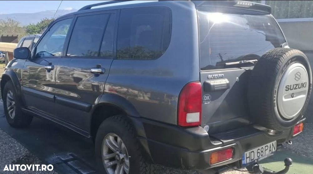 Suzuki Grand Vitara XL-7 2.0 TD - 3