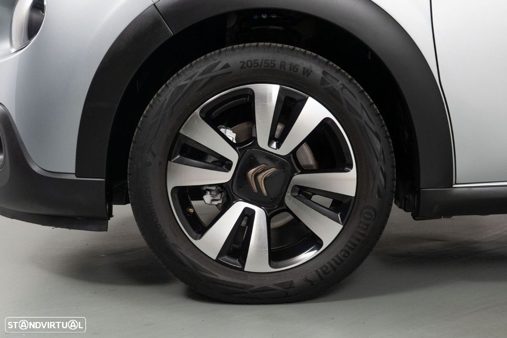 Citroën C3 1.2 PureTech Shine - 17