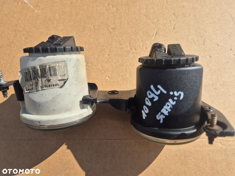 IVECO Stralis halogen prawy.OE.504173478. - 11