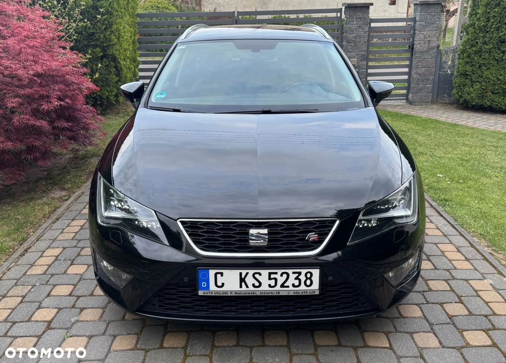 Seat Leon 2.0 TDI DPF Ecomotive DSG FR - 2