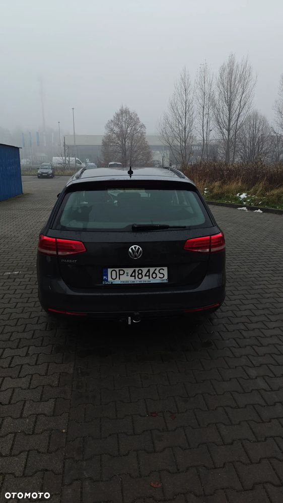 Volkswagen Passat - 5