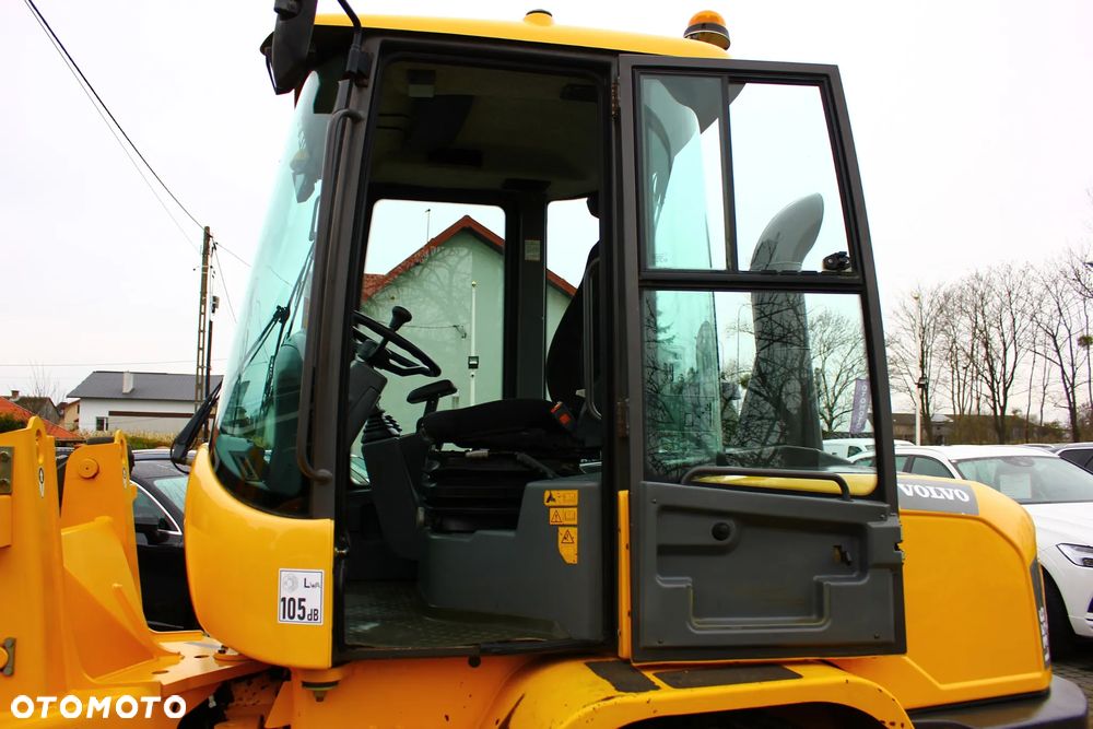 Volvo L35G - 14