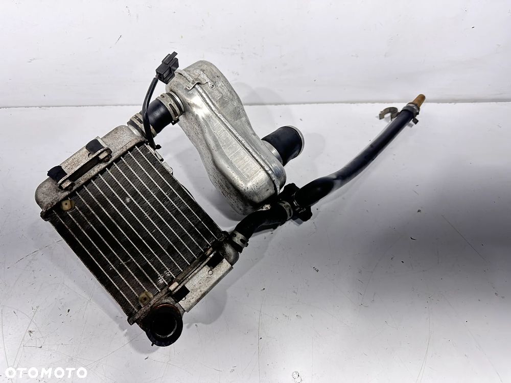 Chłodnica kpl   Peugeot Satelis I 125   06-12r - 2