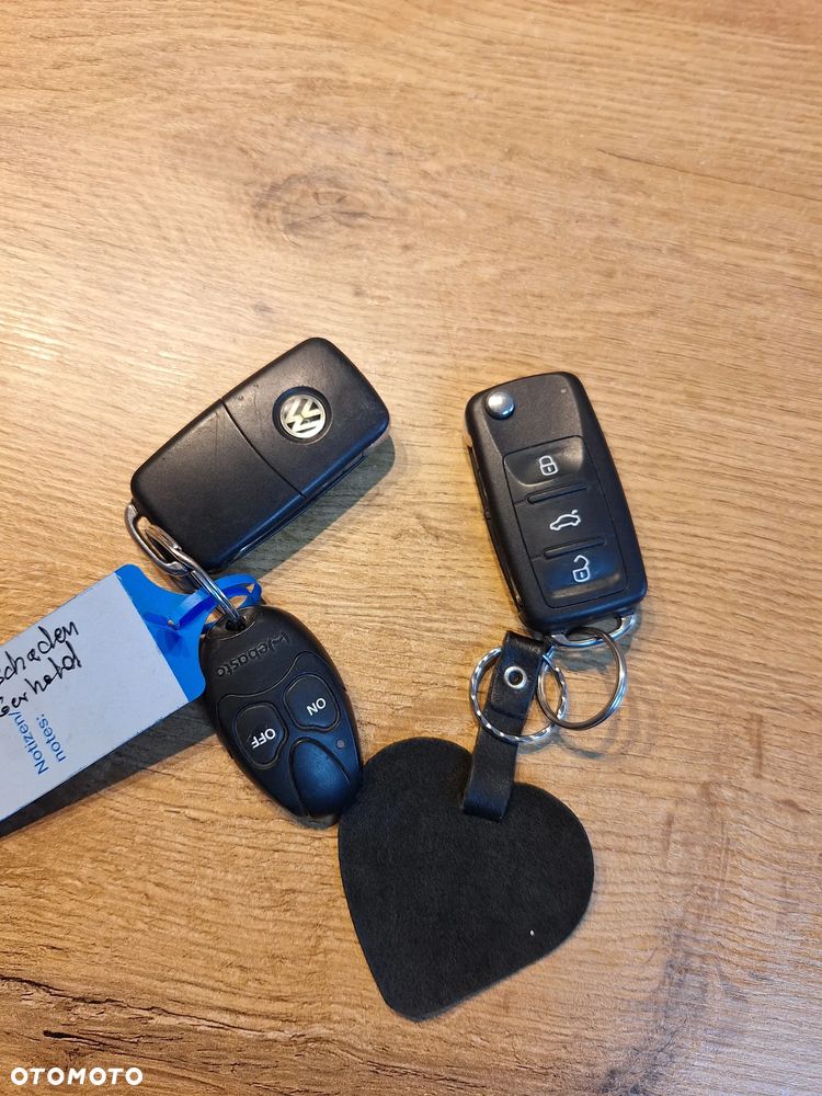 Volkswagen Tiguan - 10