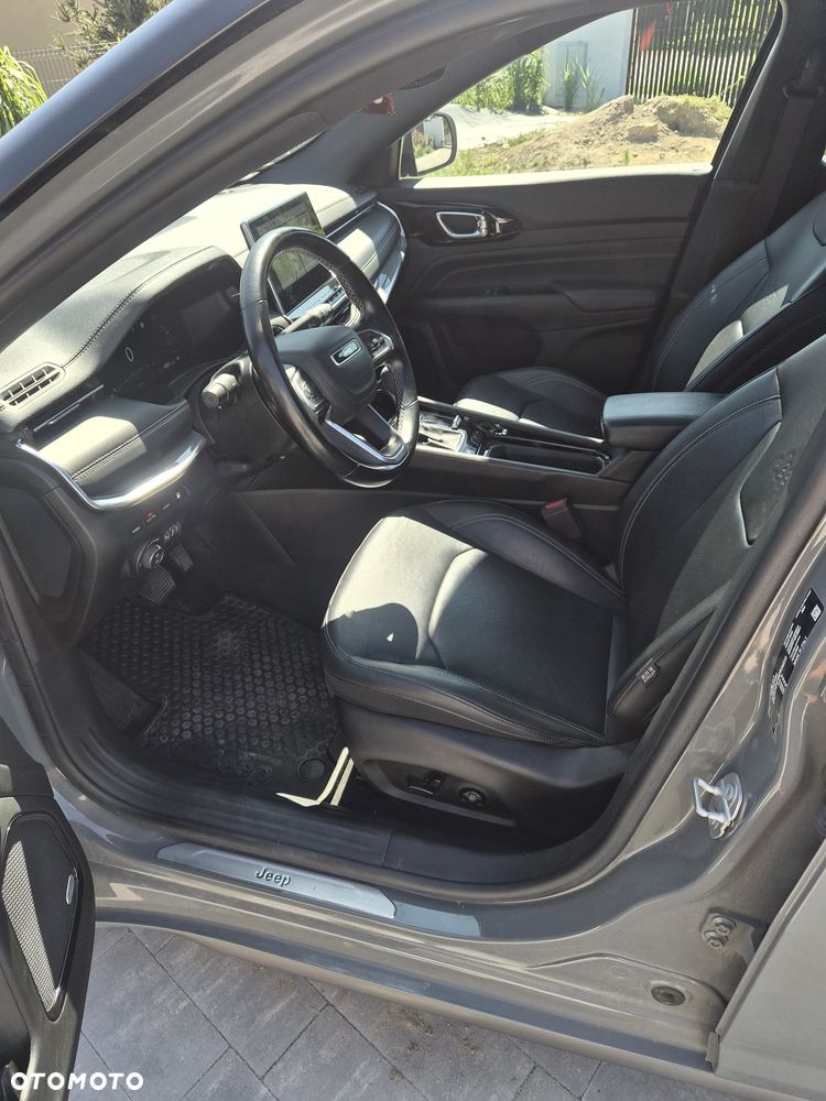 Jeep Compass - 8