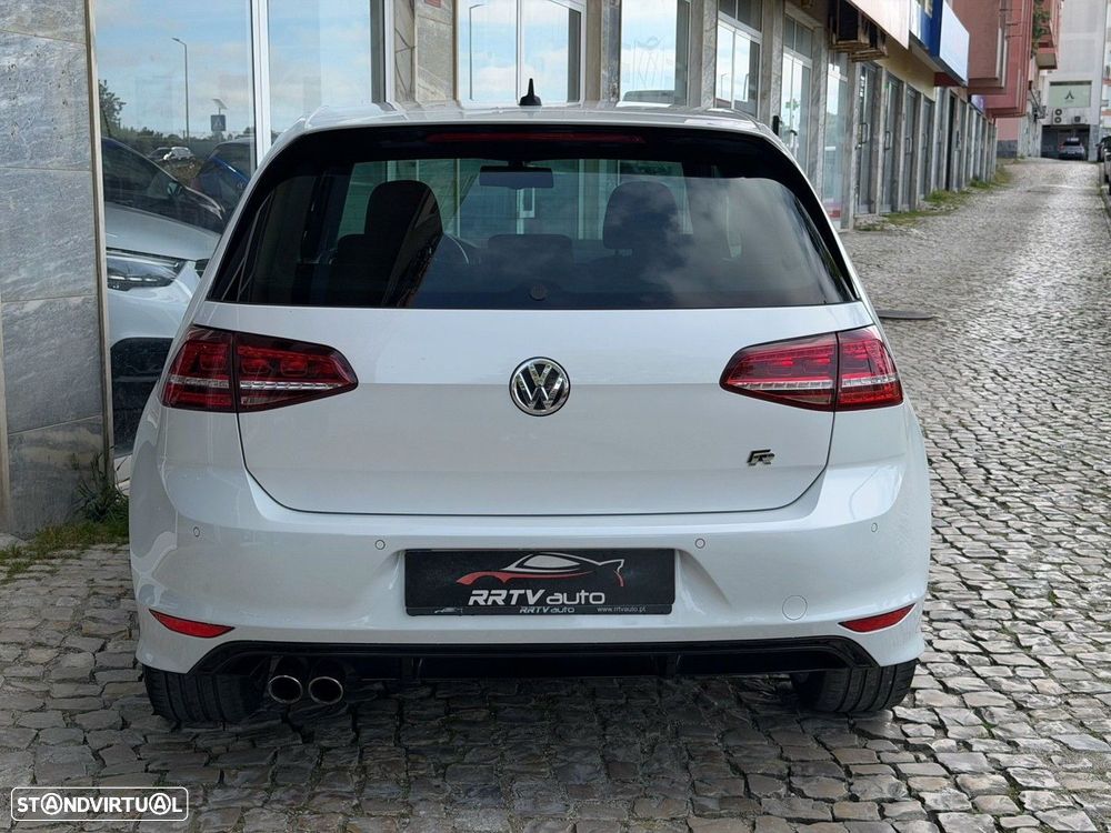 VW Golf 2.0 TDi Highline - 13