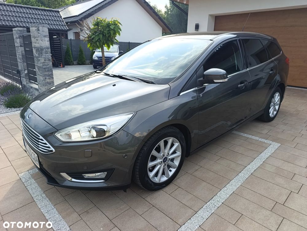Ford Focus 1.0 EcoBoost Titanium - 22