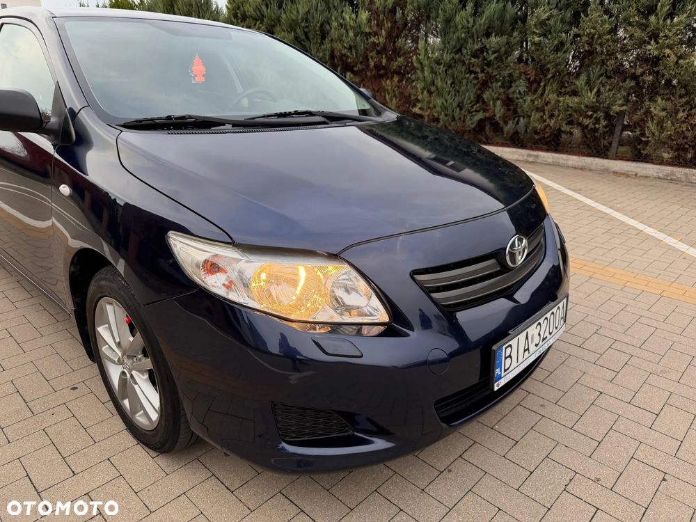 Toyota Corolla - 9
