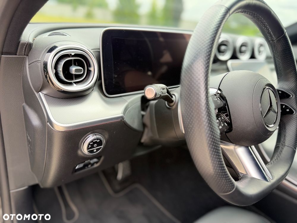 Mercedes-Benz Klasa C 220 d 9G-TRONIC AMG Line - 35