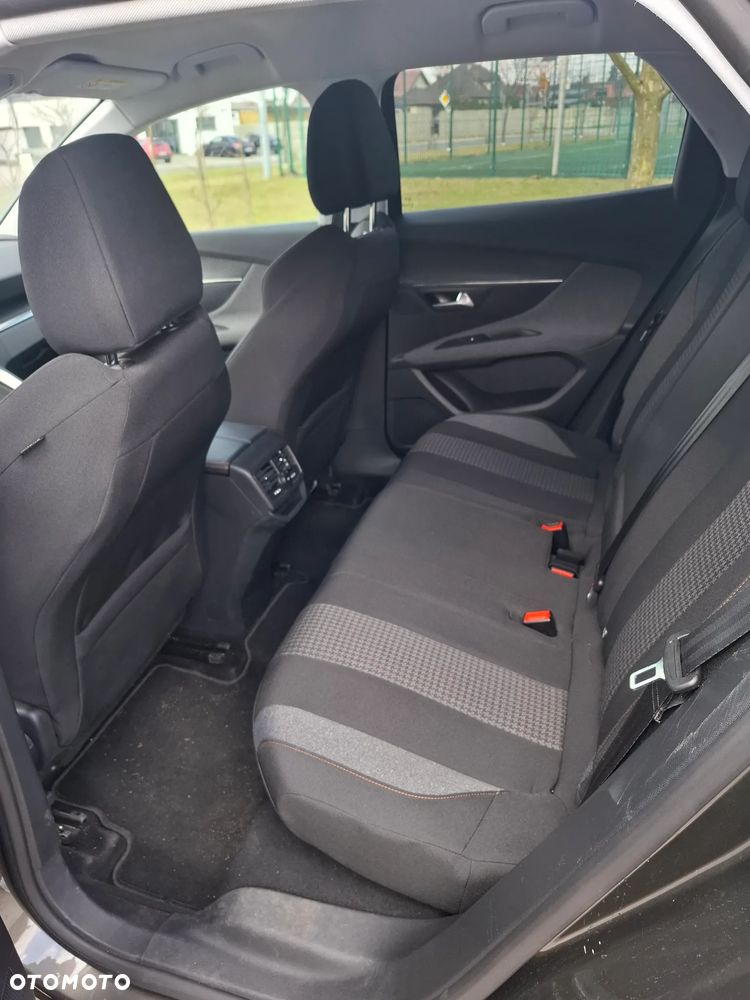 Peugeot 3008 BlueHDi 130 Stop & Start EAT8 Active - 14