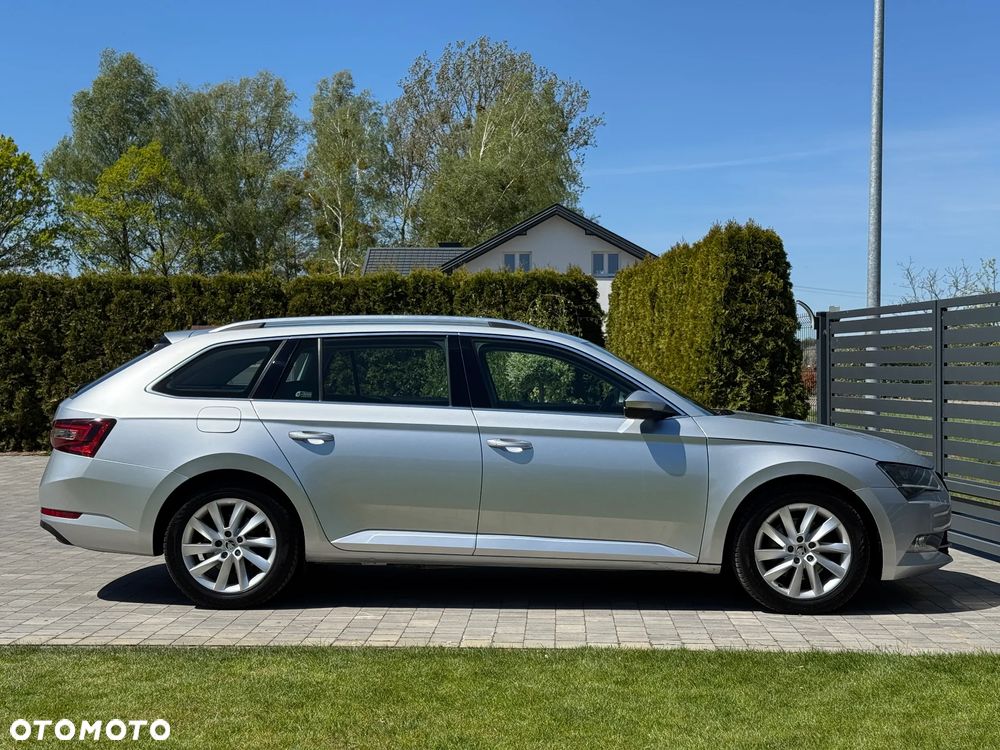 Skoda Superb 2.0 TDI Style - 17
