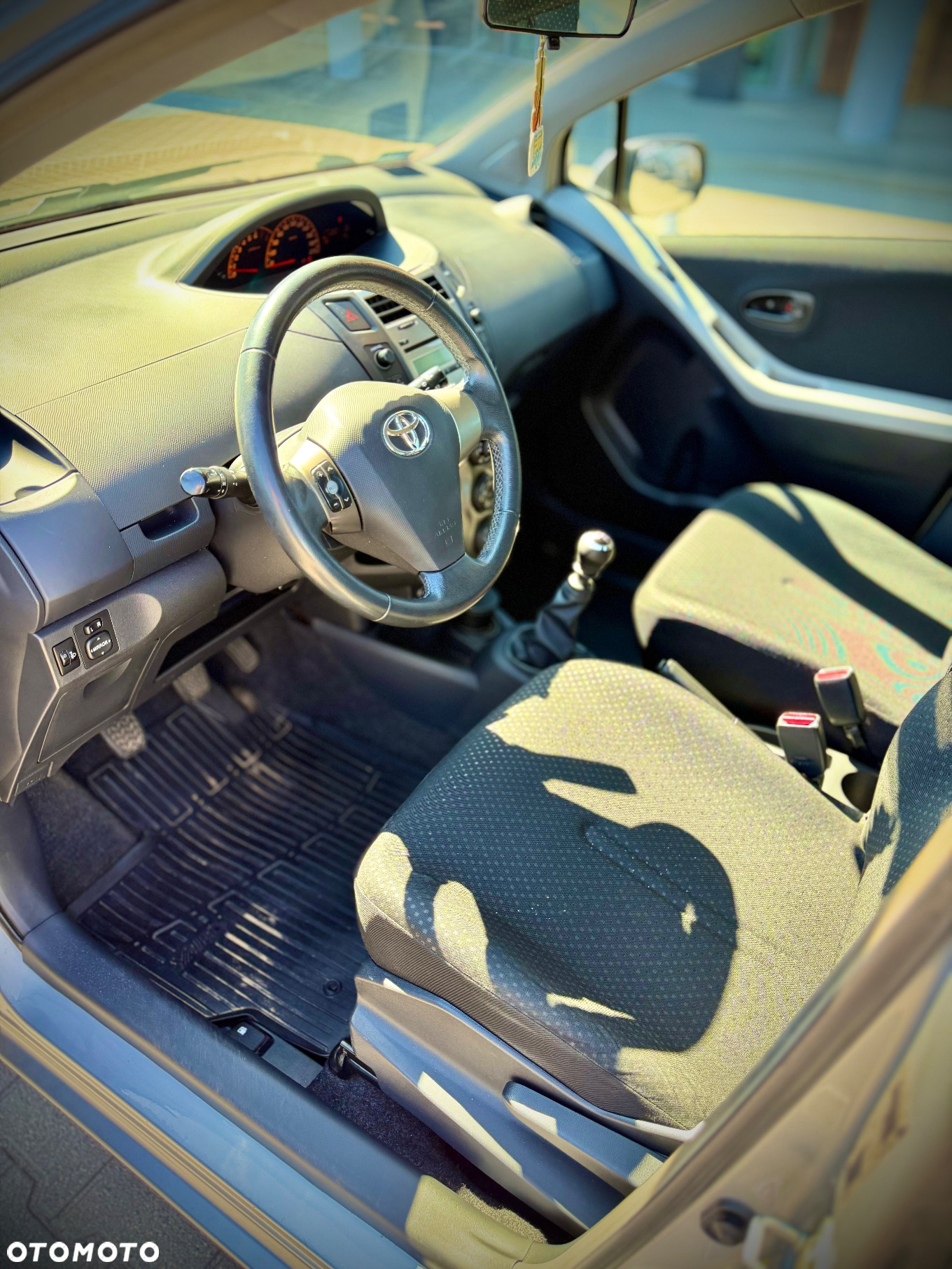 Toyota Yaris 1.33 Premium - 19