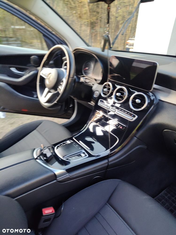 Mercedes-Benz GLC 220 d 4-Matic - 4