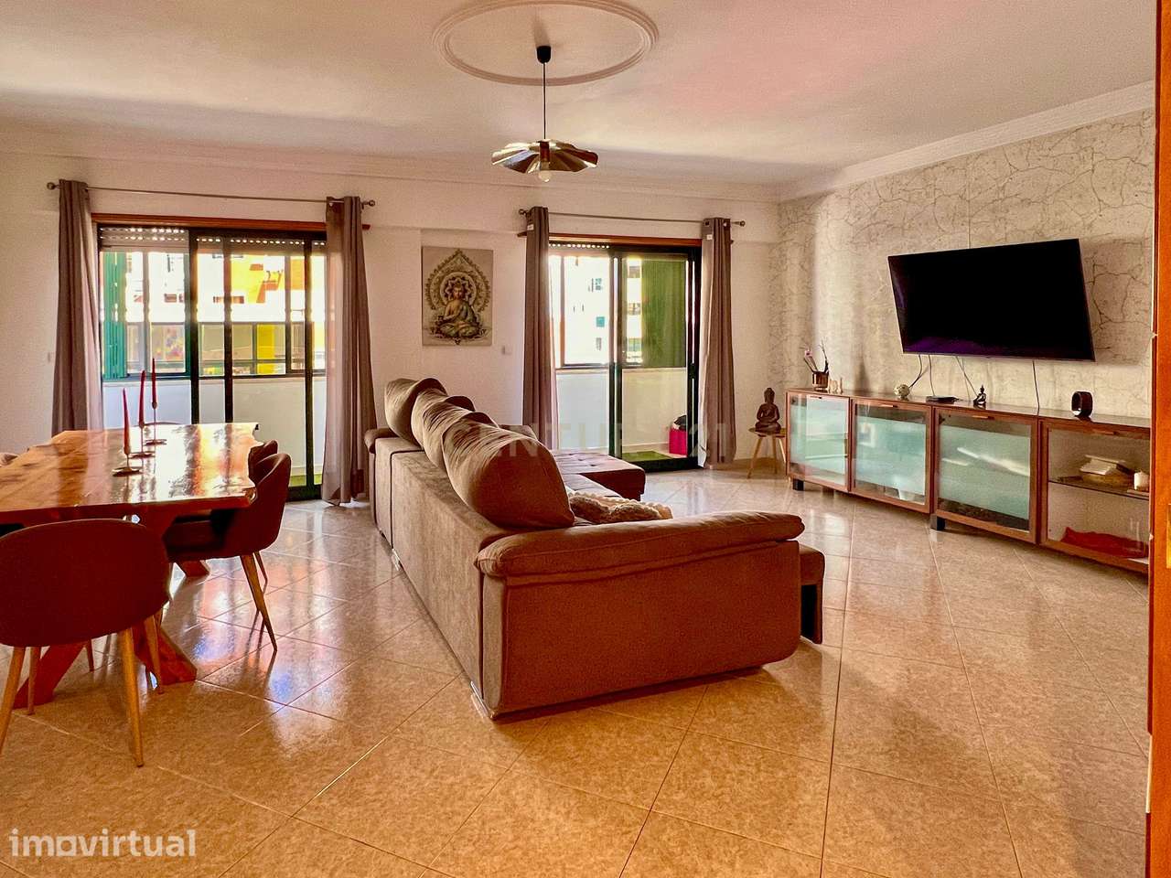 Apartamento T2 Mobilado com Box em Outurela, Carnaxide - Grande imagem: 2/21