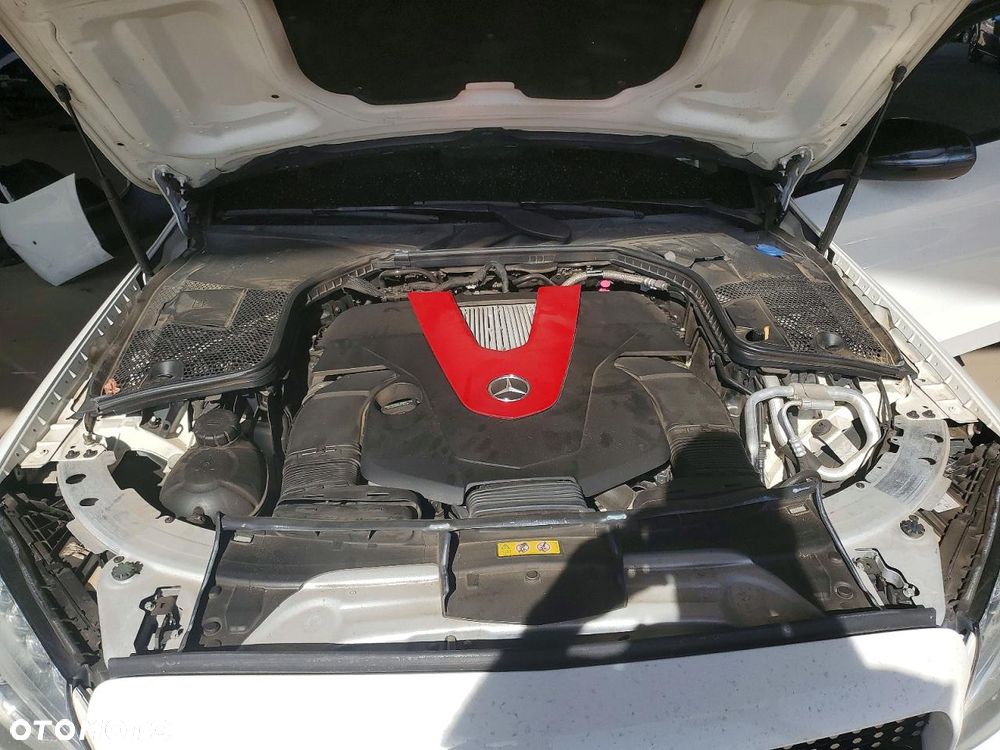 Mercedes-Benz Klasa C AMG 43 4-Matic - 12