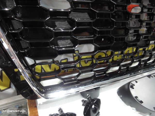 Grelha frontal AUDI A4/S4 B9 15-19 RS4 look  cromado e preto brilhante com suporte para símbolo - 13