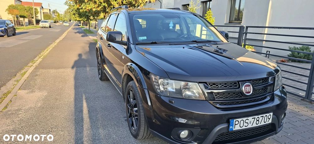 Fiat Freemont 2.0 Multijet Black Code AWD - 3