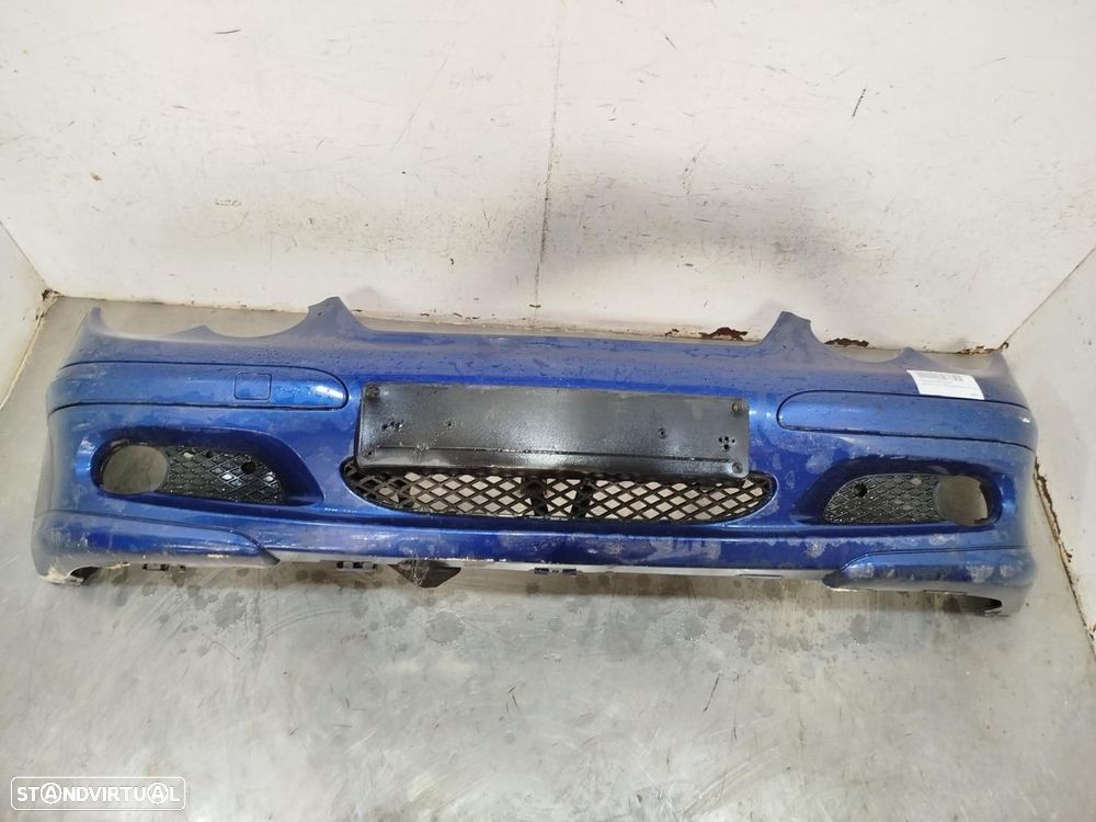 PÁRA-CHOQUES DIANTEIRO MERCEDES-BENZ CLASE - 1