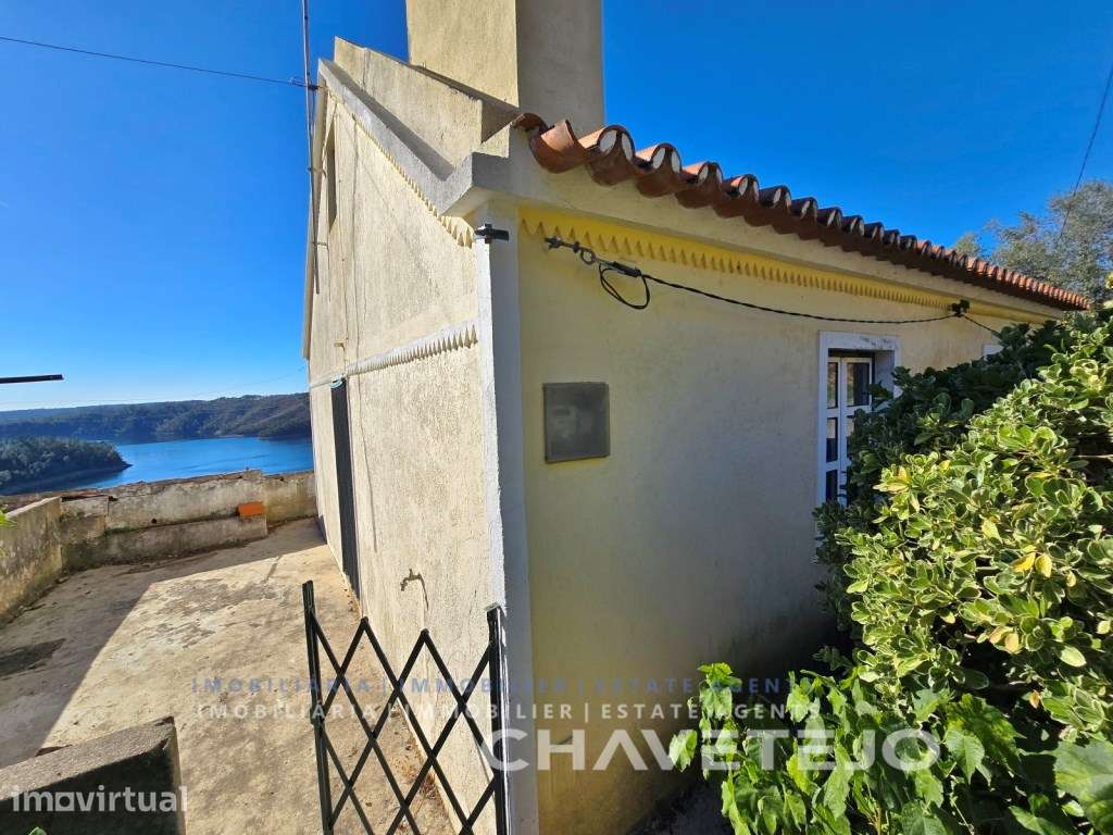 Moradia T2 com terraço e vista para a Albufeira de Castelo do Bode ... - Grande imagem: 4/60