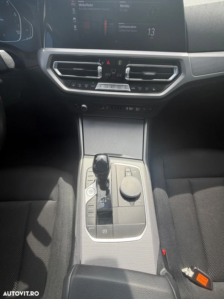 BMW 3 Series 2021 — imagine 7