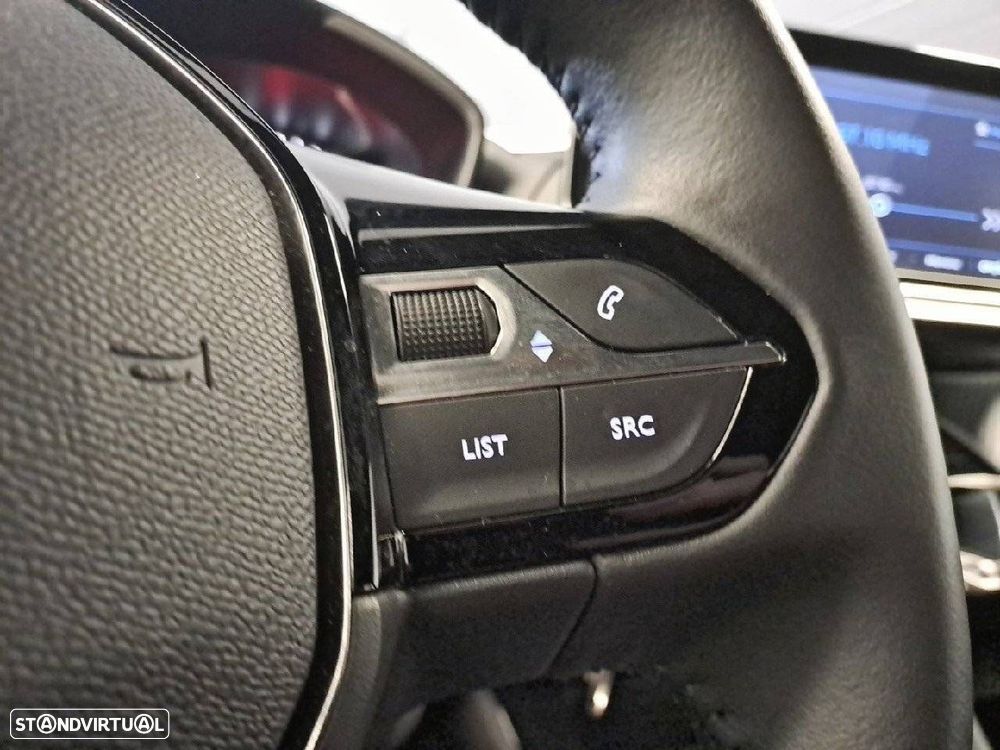 Peugeot 2008 1.2 PureTech Style - 17
