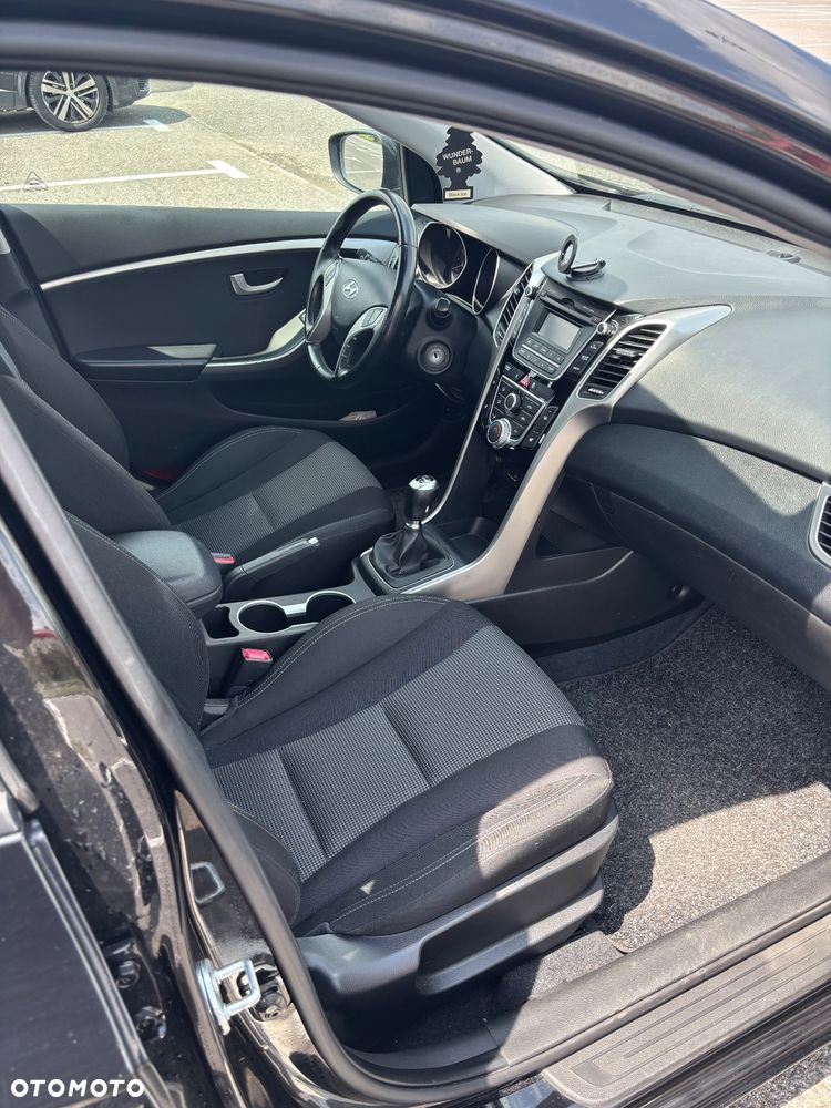Hyundai i30 1.4 Classic - 10