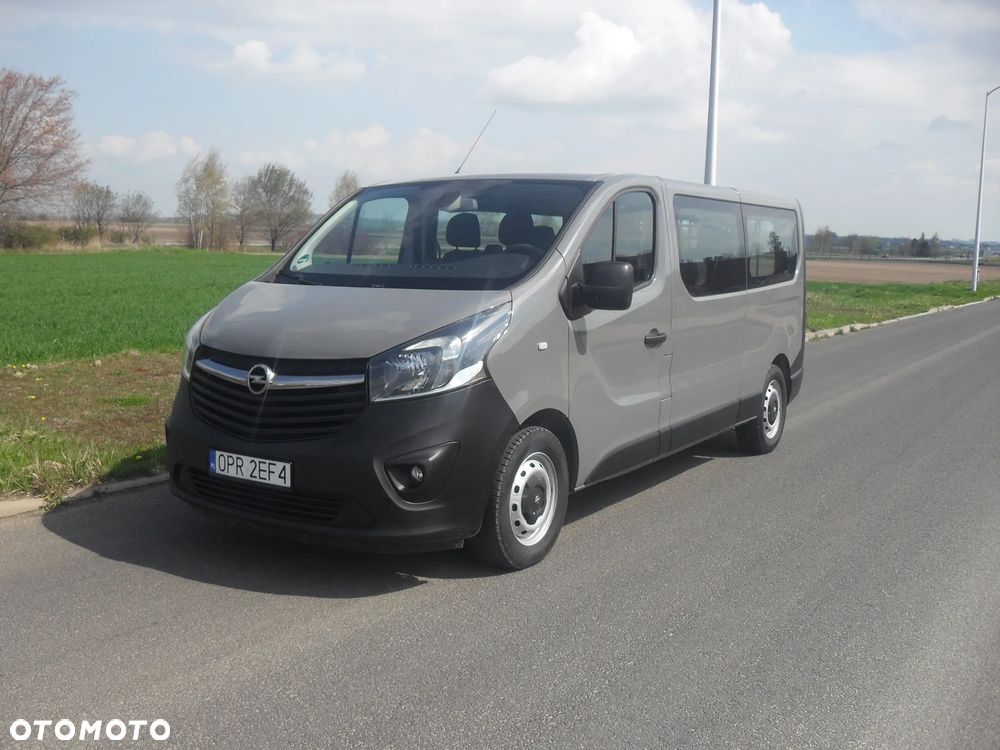 Opel Vivaro - 1