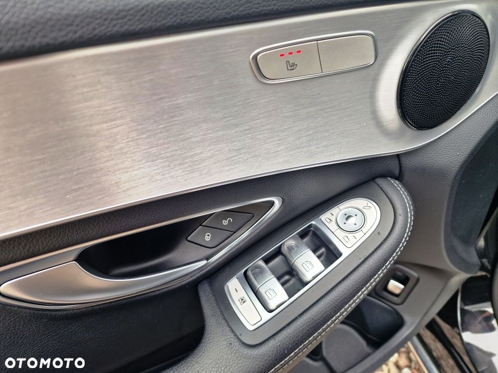 Mercedes-Benz Klasa C 350 e 7G-TRONIC - 29