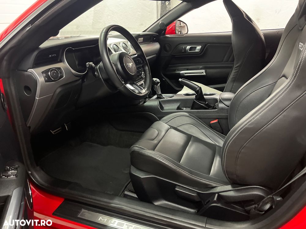 Ford Mustang 2.3 Eco Boost Aut. - 12