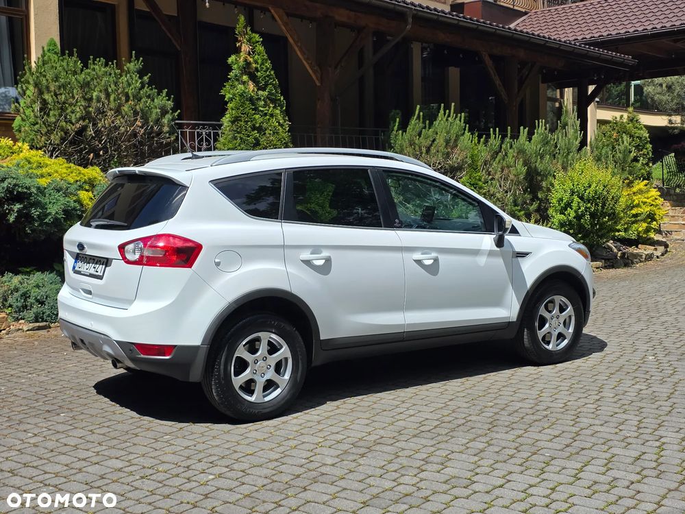Ford Kuga - 33