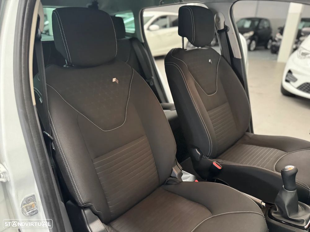 Renault Clio Sport Tourer Energy dCi 90 Start & Stop LIMITED - 18