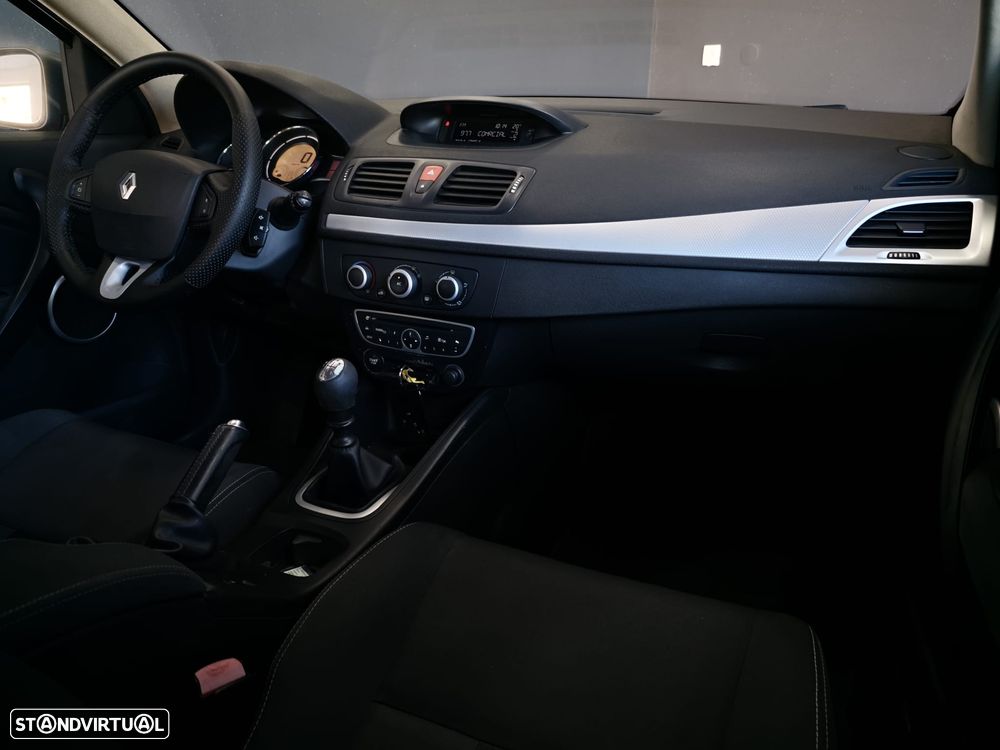 Renault Mégane Sport Tourer 1.5 dCi Dynamique S - 40