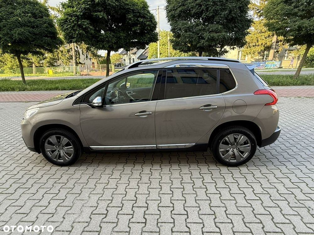 Peugeot 2008 - 10